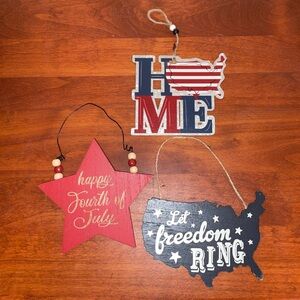 Hobby Lobby Patriotic Wall Art Set - Red, White, Blue Lot